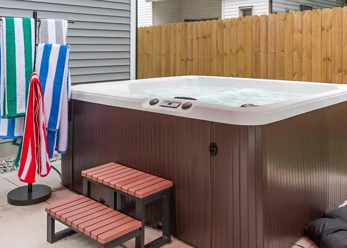 Hot Tub - Mins To Short North - Retro Game Сasa de vacaciones