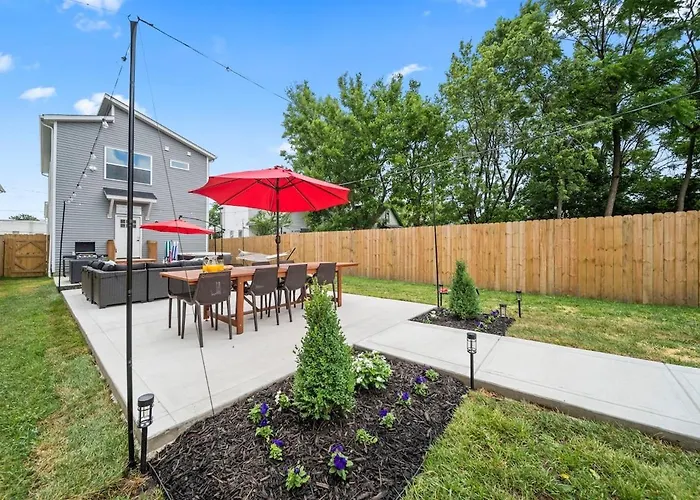 Hot Tub - Mins To Short North - Retro Game Сasa de vacaciones Columbus